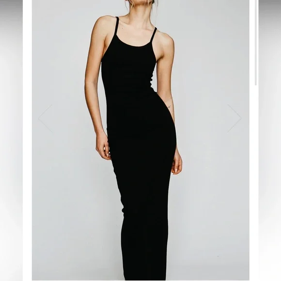 Eterne TANK DRESS MAXI BLACK. Perfect condition and fast shipping - Picture 2 of 9